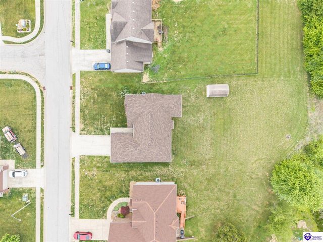 216 S Rushmore Drive, Vine Grove, KY 40175