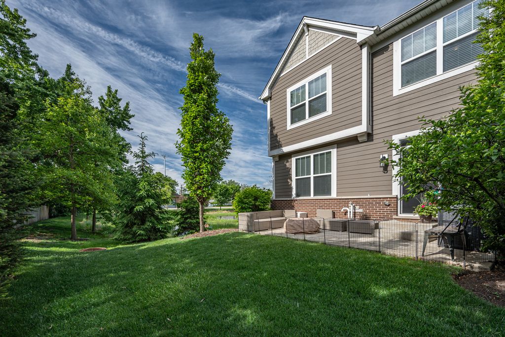 Image 44 of property listing at 4275 Fiona Lane, Lisle, IL 60532