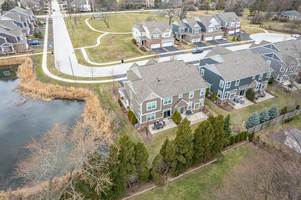 Image 50 of property listing at 4275 Fiona Lane, Lisle, IL 60532