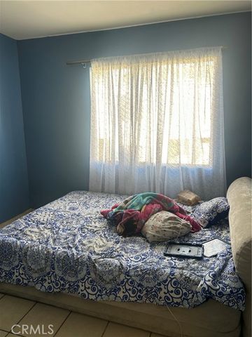 9047 Willis 5, Panorama City (los Angeles), CA 91402