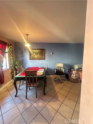 9047 Willis 5, Panorama City (los Angeles), CA 91402