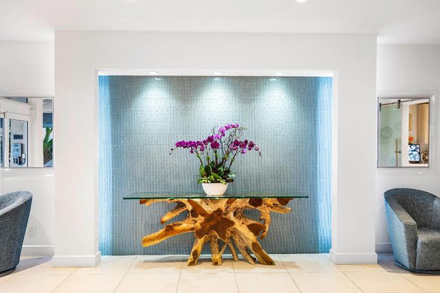 555 SE 6th Avenue 8d, Delray Beach, FL 33483