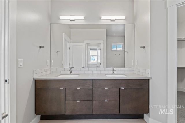 2445 N Klemmer Ave., Kuna, ID 83634