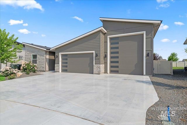 2445 N Klemmer Ave., Kuna, ID 83634