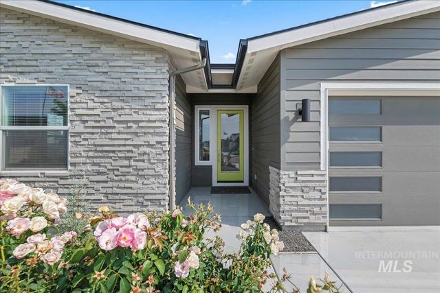 2445 N Klemmer Ave., Kuna, ID 83634