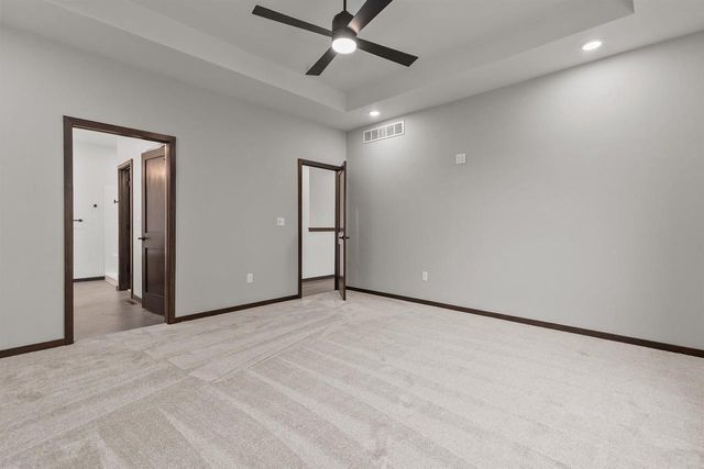 3710 E CALLALILLY LANE, Appleton, WI 54913