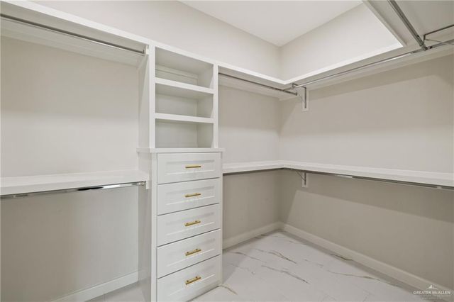 3900 Zenker Avenue, Mcallen, TX 78504