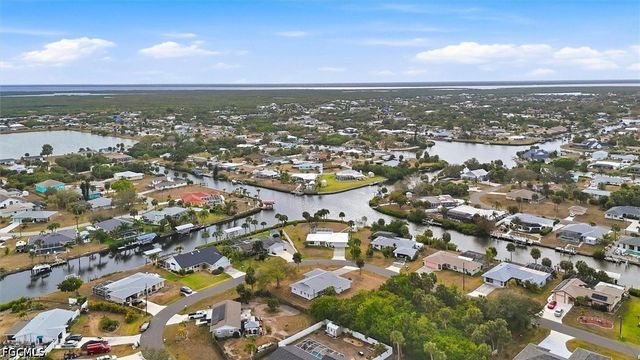 4437 Wynkoop CIR, Port Charlotte, FL 33948