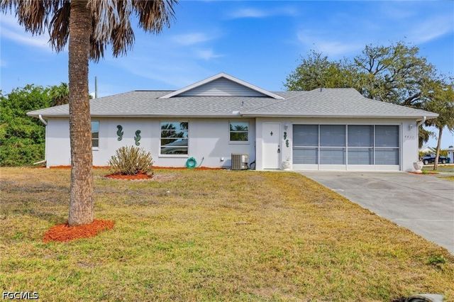 4437 Wynkoop CIR, Port Charlotte, FL 33948
