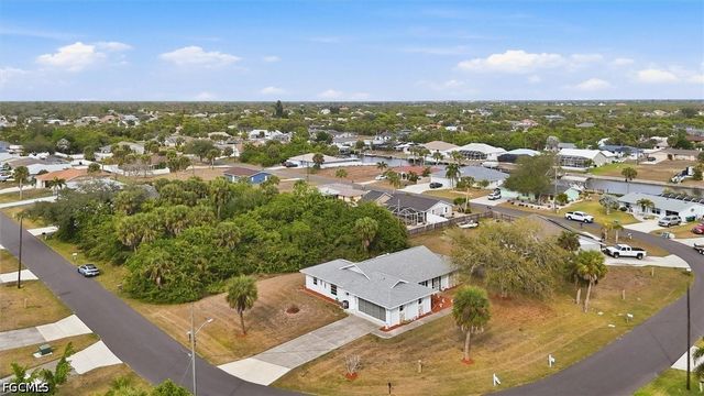 4437 Wynkoop CIR, Port Charlotte, FL 33948