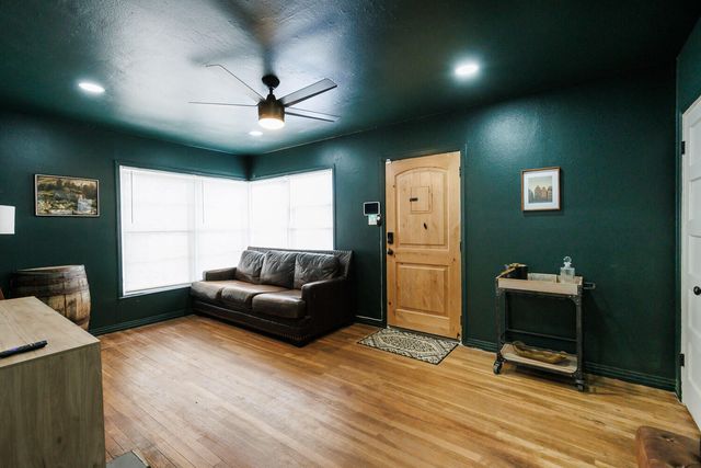 2317 29th Street, Lubbock, TX 79411