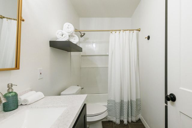 2317 29th Street, Lubbock, TX 79411