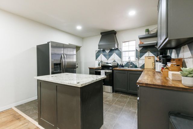 2317 29th Street, Lubbock, TX 79411