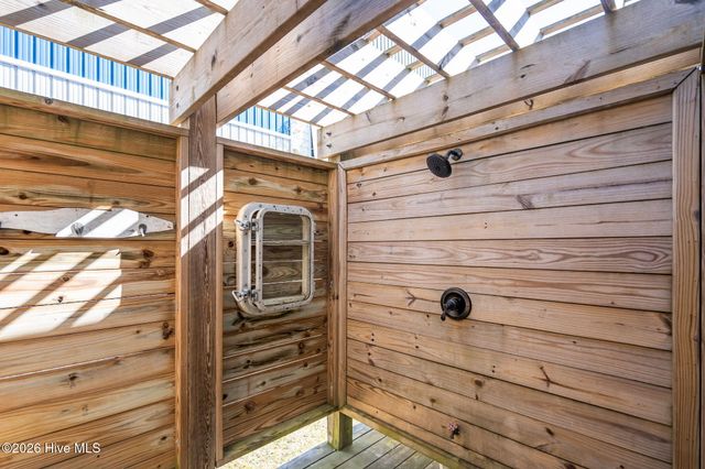 2029 Whispering Pine Street SW, Ocean Isle Beach, NC 28469