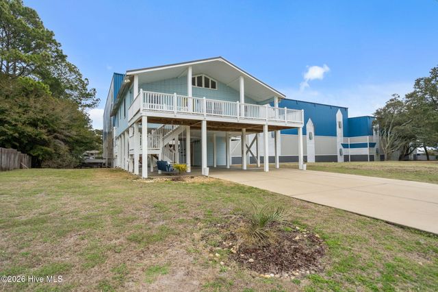 2029 Whispering Pine Street SW, Ocean Isle Beach, NC 28469