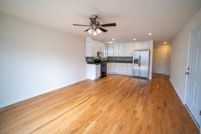 3704 W Lexington Street, Chicago, IL 60624