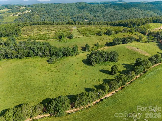 0 Summer Road 4, Hendersonville, NC 28792