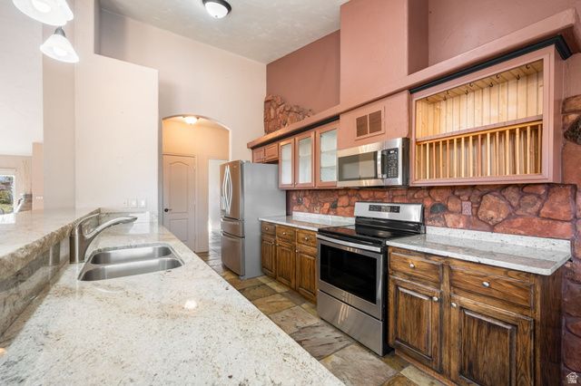 2484 W 960 N, Hurricane, UT 84737