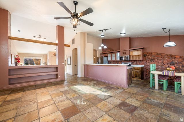 2484 W 960 N, Hurricane, UT 84737