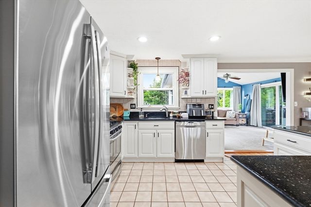 84 Almeda St, Salem, MA 01970