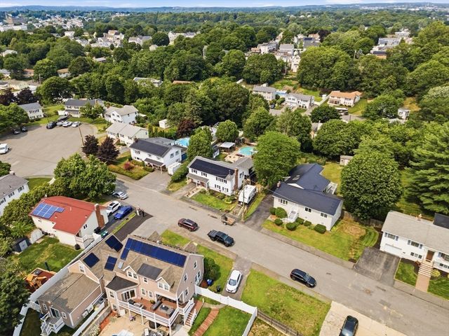 84 Almeda St, Salem, MA 01970