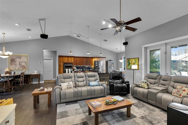 25507 TROON AVENUE, Sorrento, FL 32776