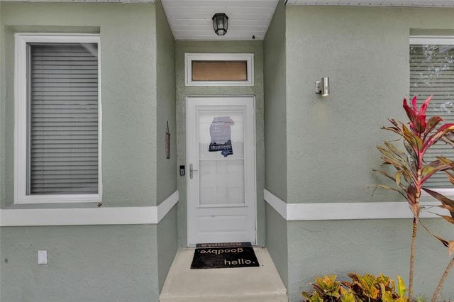 25507 TROON AVENUE, Sorrento, FL 32776