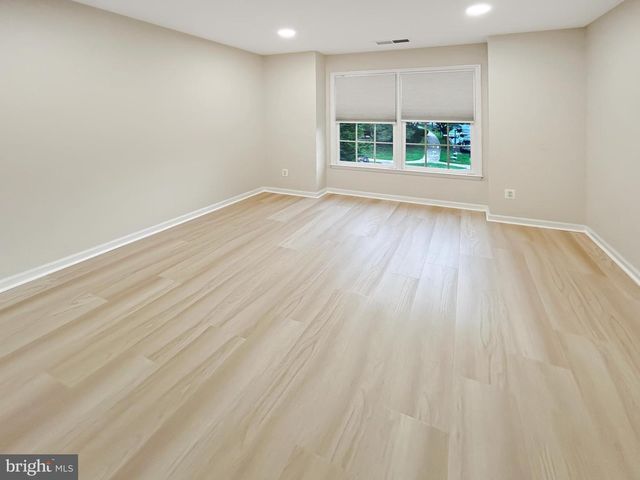 813 SUMMER WALK DR, Gaithersburg, MD 20878