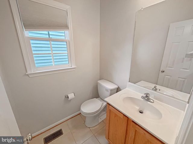 813 SUMMER WALK DR, Gaithersburg, MD 20878