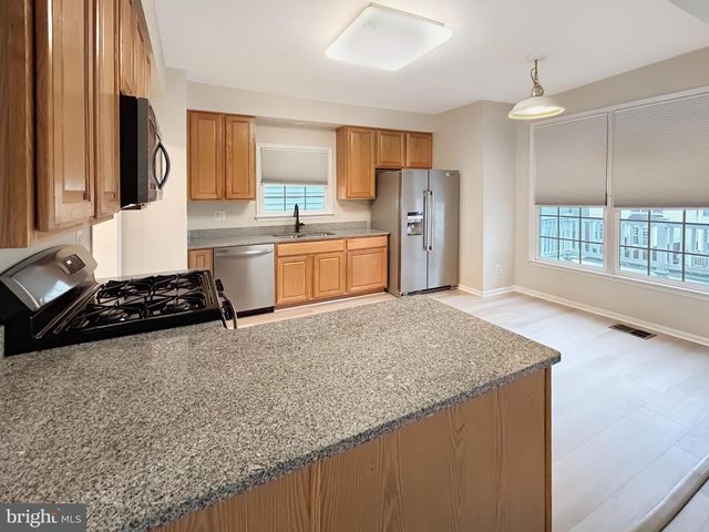 813 SUMMER WALK DR, Gaithersburg, MD 20878