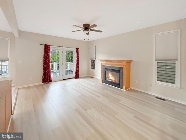 813 SUMMER WALK DR, Gaithersburg, MD 20878
