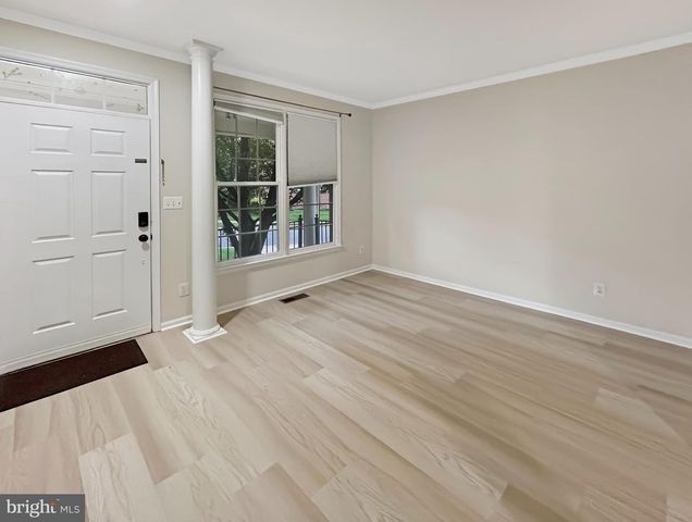 813 SUMMER WALK DR, Gaithersburg, MD 20878