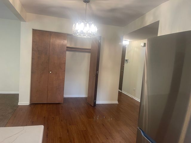 623 N Carroll Parkway 101, Glenwood, IL 60425