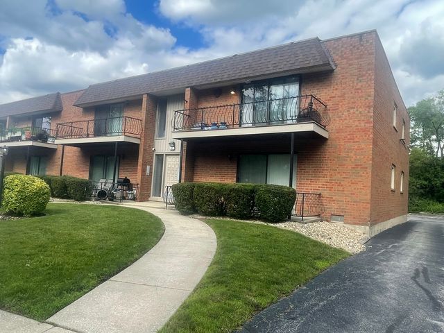 623 N Carroll Parkway 101, Glenwood, IL 60425