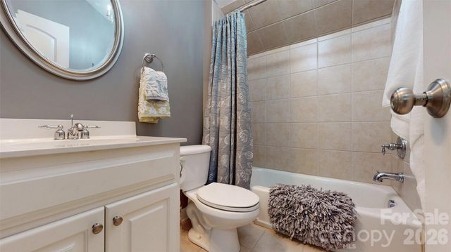 11724 Easthampton Circle, Charlotte, NC 28277