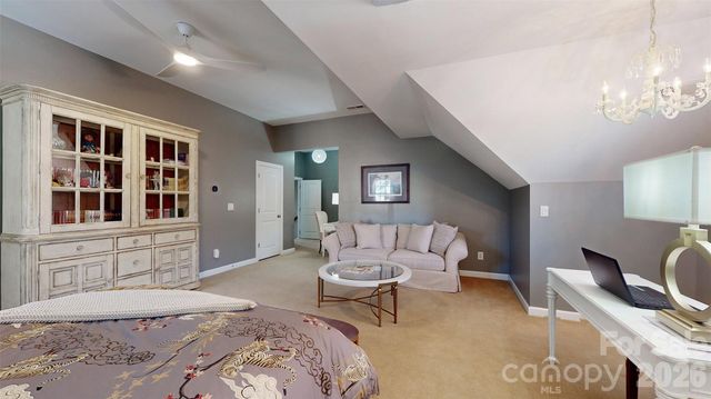 11724 Easthampton Circle, Charlotte, NC 28277
