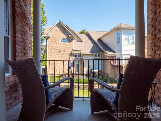 11724 Easthampton Circle, Charlotte, NC 28277