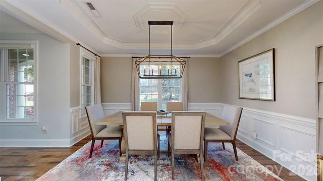 11724 Easthampton Circle, Charlotte, NC 28277