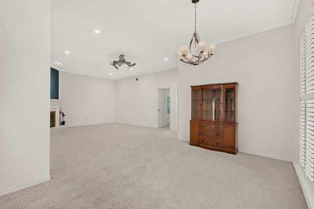 3113 Stonehenge Lane, Carrollton, TX 75006