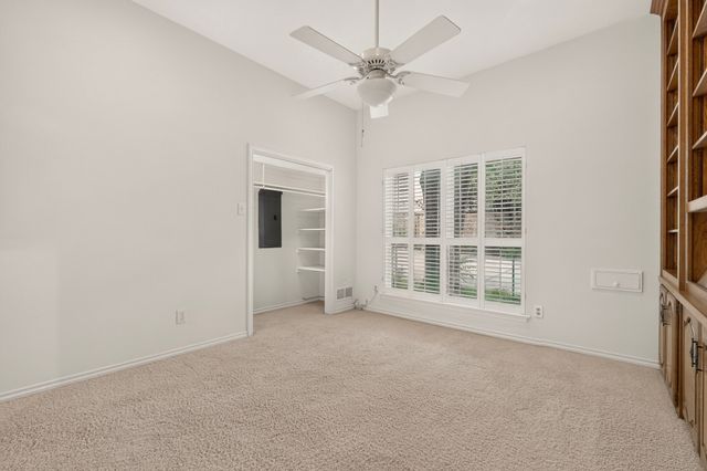 3113 Stonehenge Lane, Carrollton, TX 75006