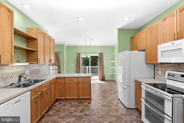 142 FORTRESS DR, Winchester, VA 22603