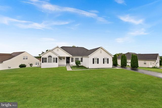 142 FORTRESS DR, Winchester, VA 22603