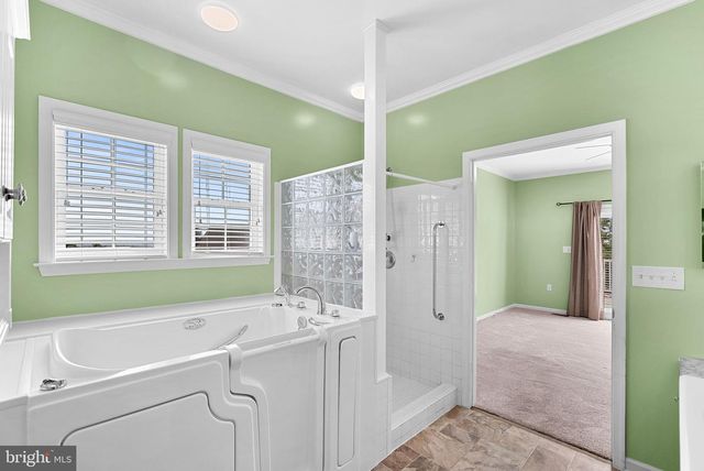 142 FORTRESS DR, Winchester, VA 22603