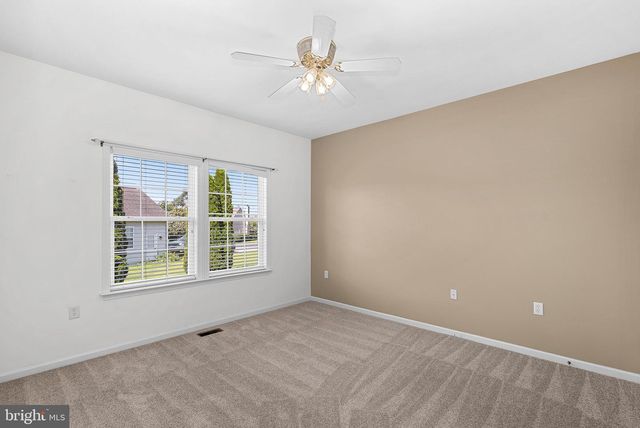 142 FORTRESS DR, Winchester, VA 22603
