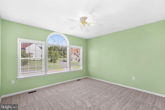 142 FORTRESS DR, Winchester, VA 22603
