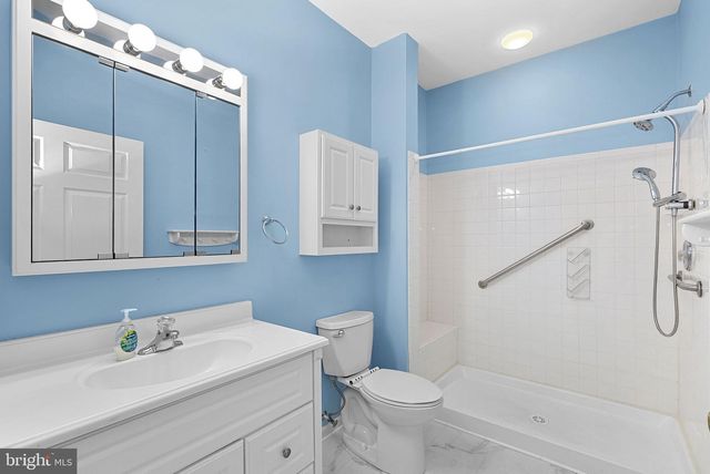 142 FORTRESS DR, Winchester, VA 22603