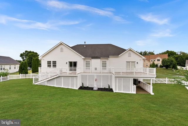 142 FORTRESS DR, Winchester, VA 22603