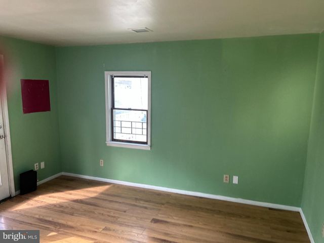 46 PENN ST, Penns Grove, NJ 08069