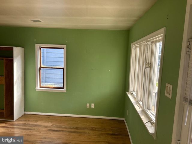 46 PENN ST, Penns Grove, NJ 08069