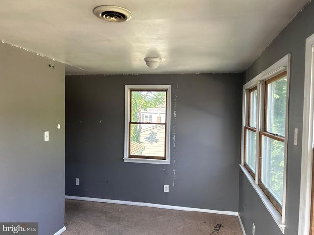 46 PENN ST, Penns Grove, NJ 08069